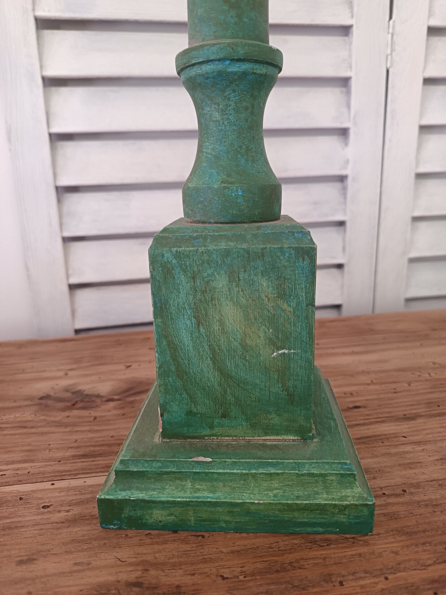 Lamp bases