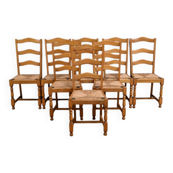 Suite de 8 chaises en hêtre – 1980