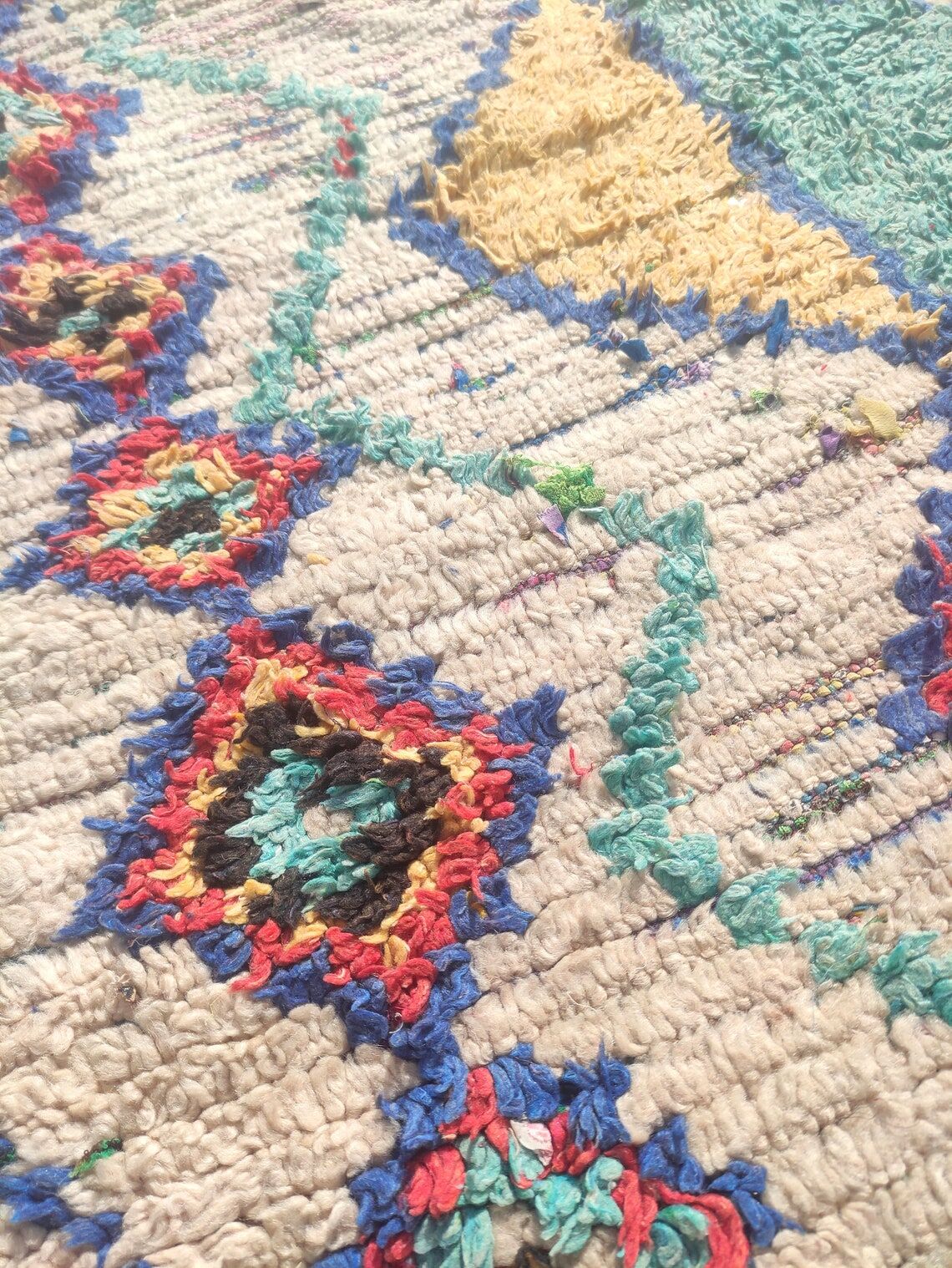 Carpet berbere boucherouite 215x113 cm