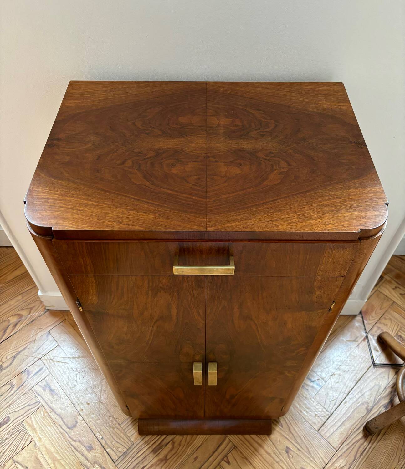 Small Art Deco buffet