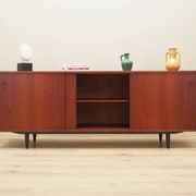 Enfilade en teck, design danois, années 1970, production : Danemark