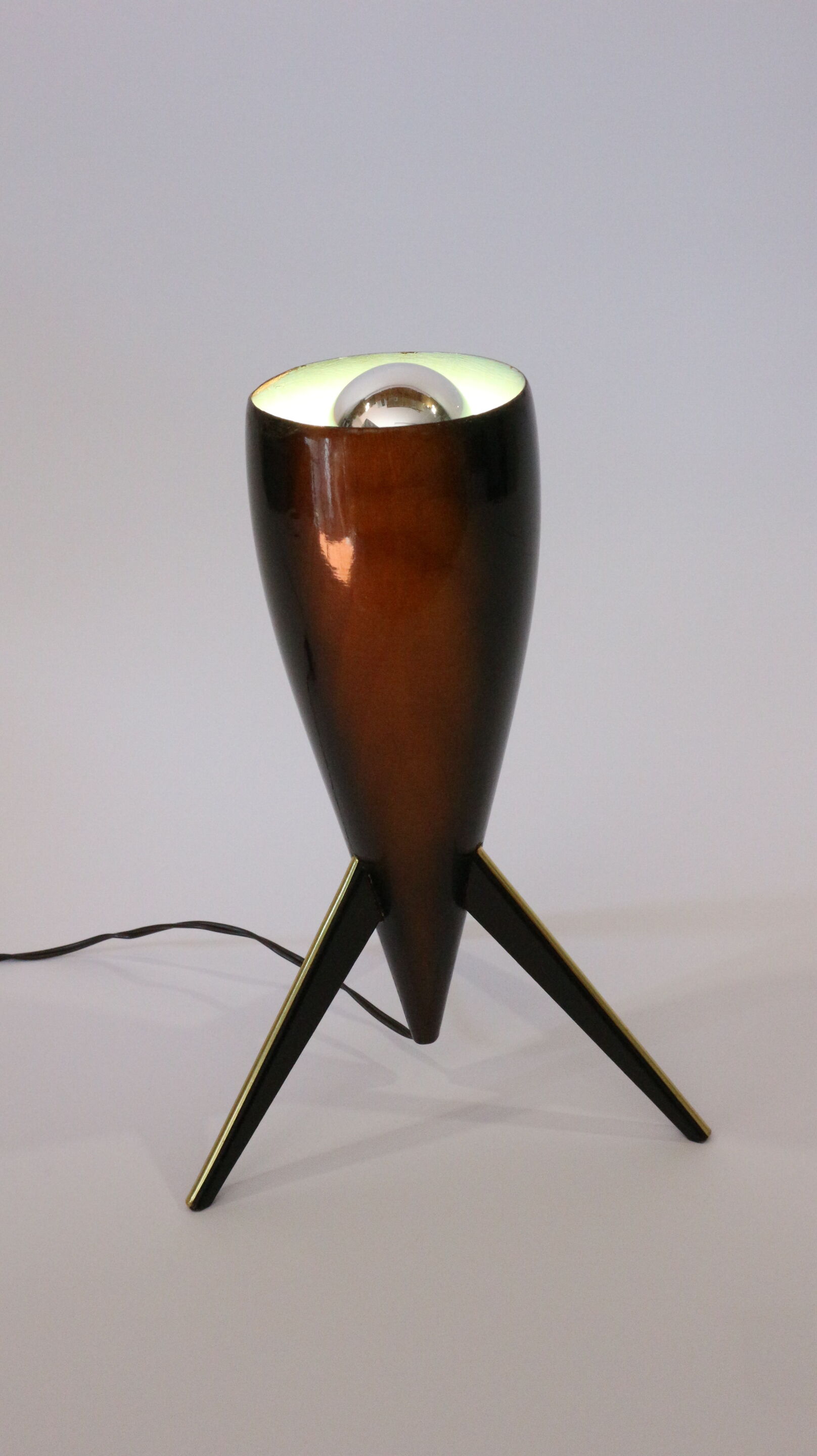 tripod table lamp 50s
