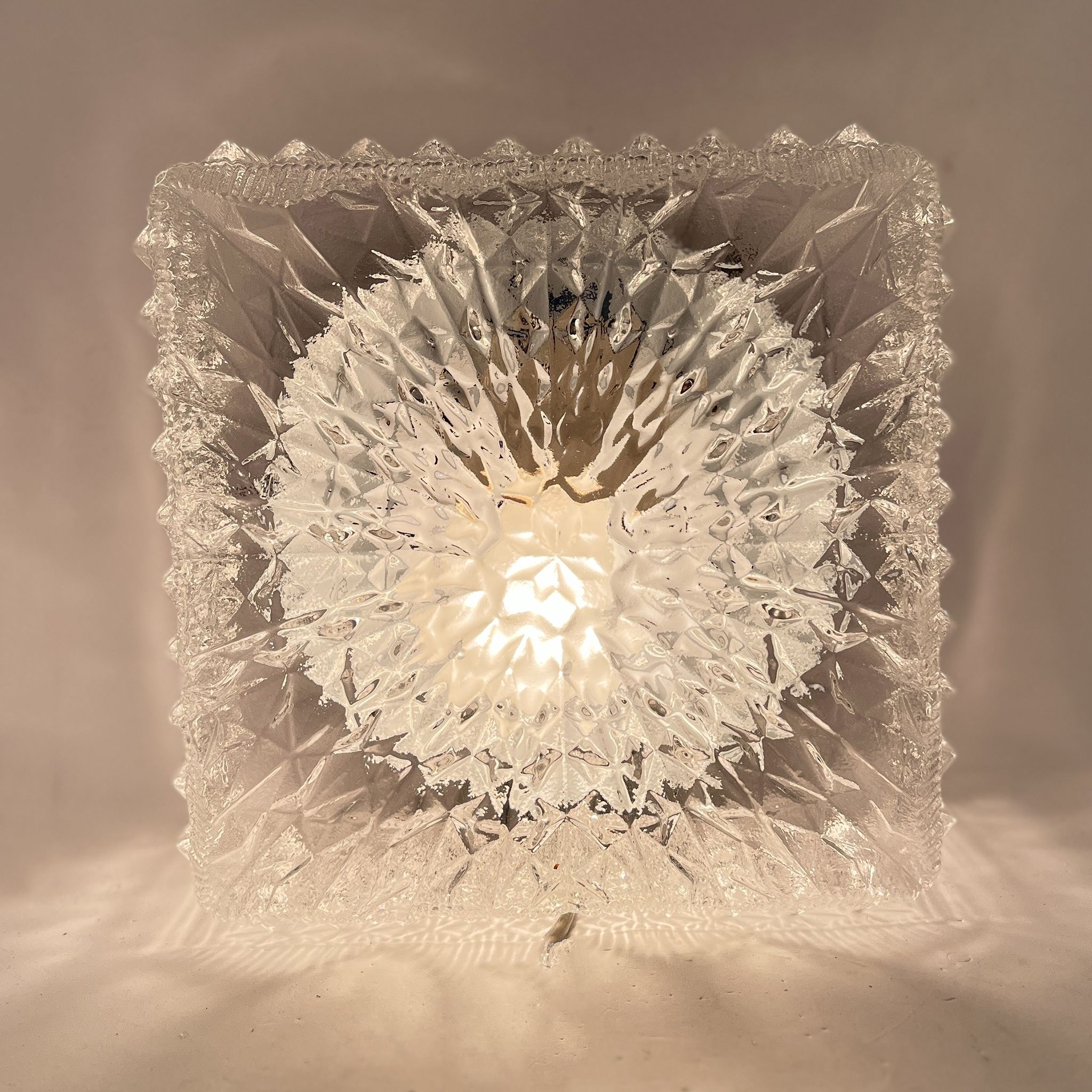 Plafonnier moderniste, Alaska Lux sconce, Allemagne, années 1970