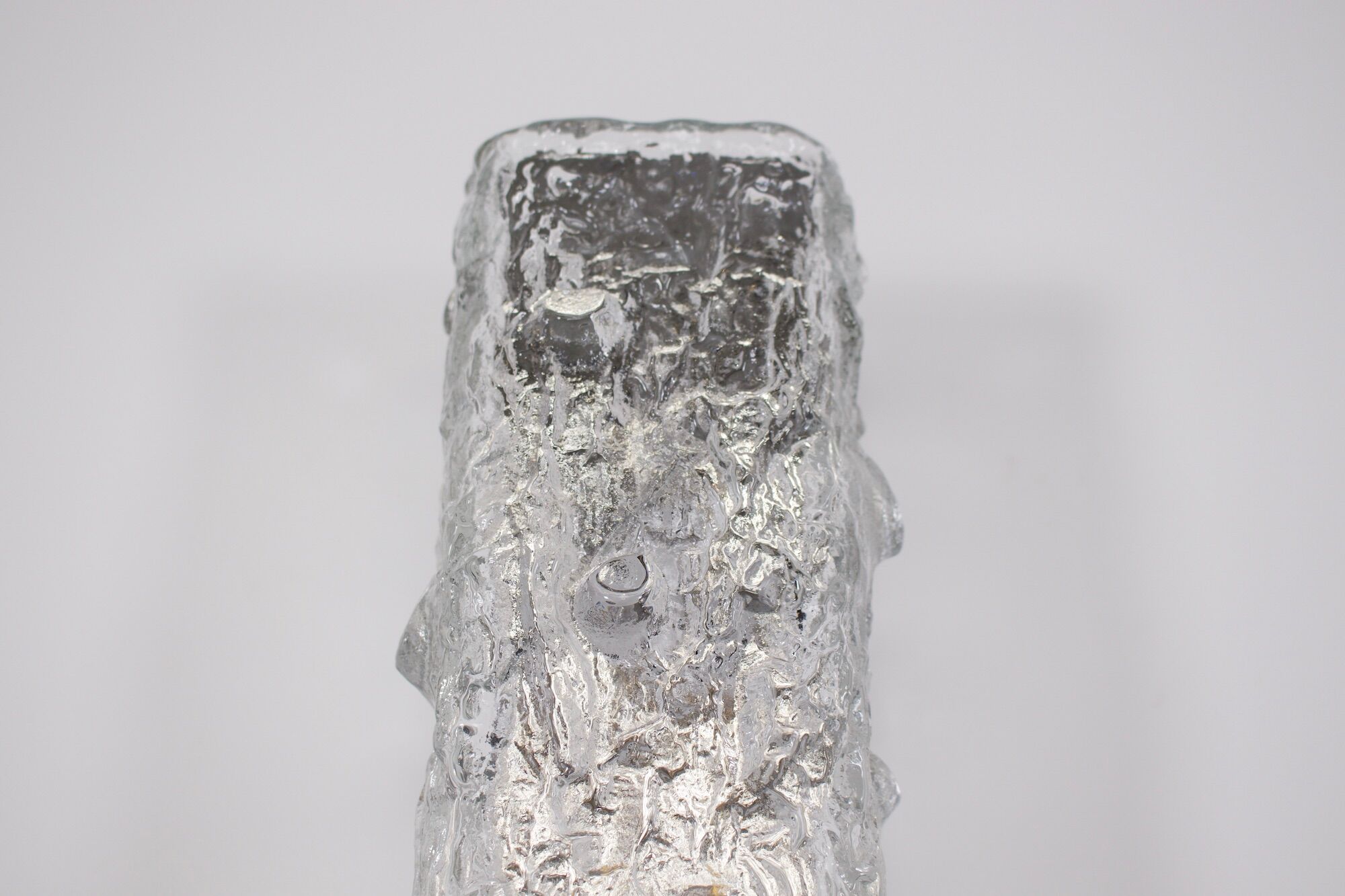 Wall lamp ice glass "bark".