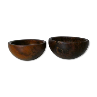 2 wooden bowls turned