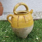 Yellow glazed terracotta jar, south-west of France.