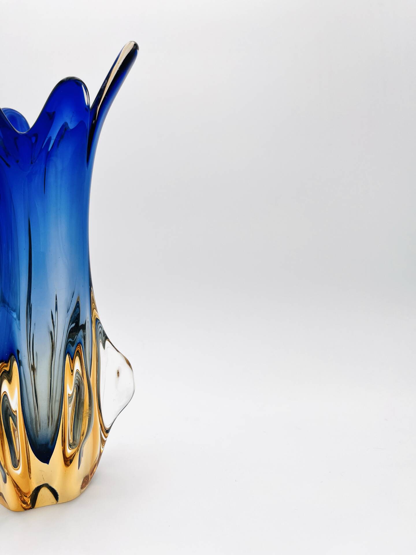 Murano Sommerso Vase Sculpture Chambord Model Blue Amber 26cm