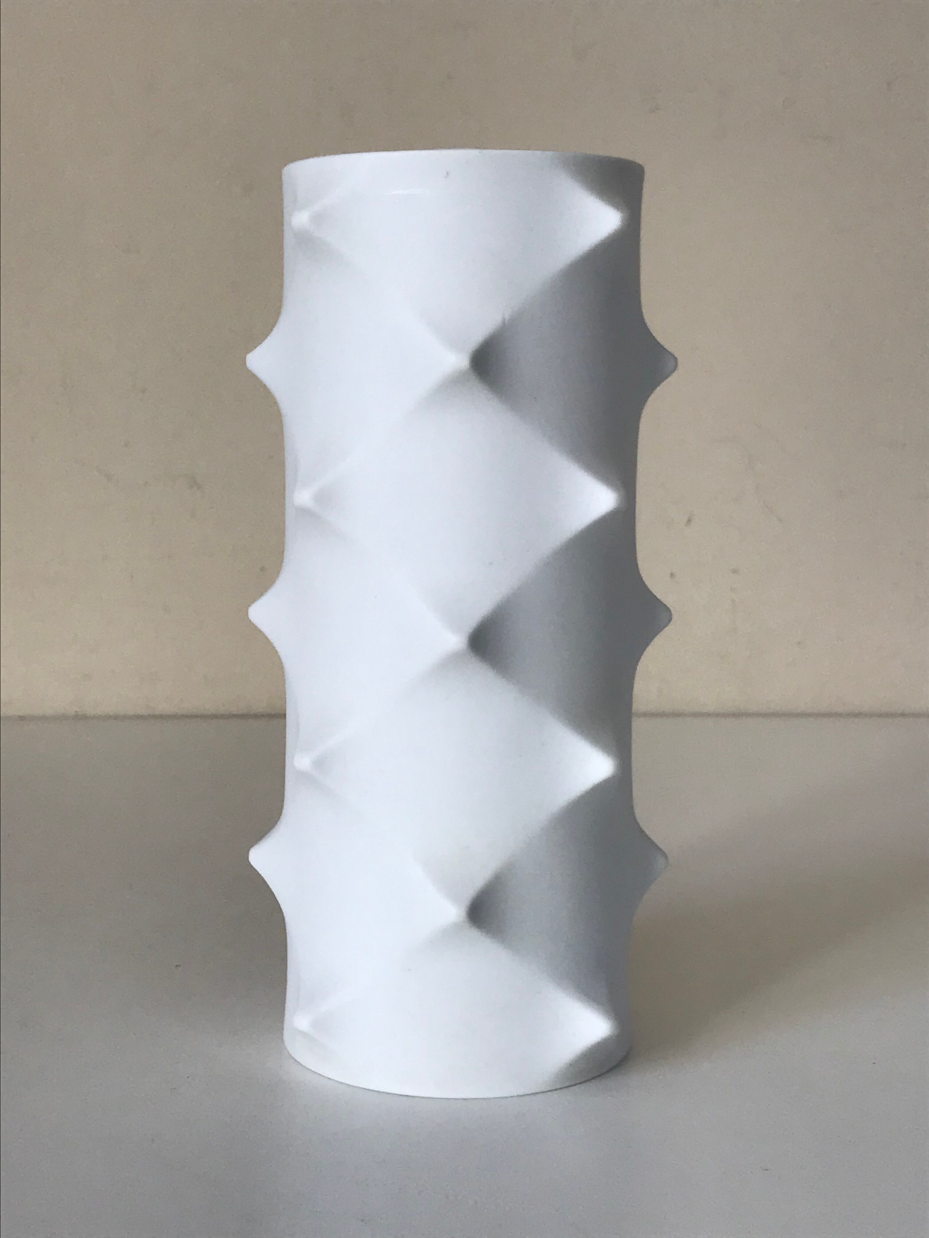 Psychedelic vase biscuit vintage design 70s