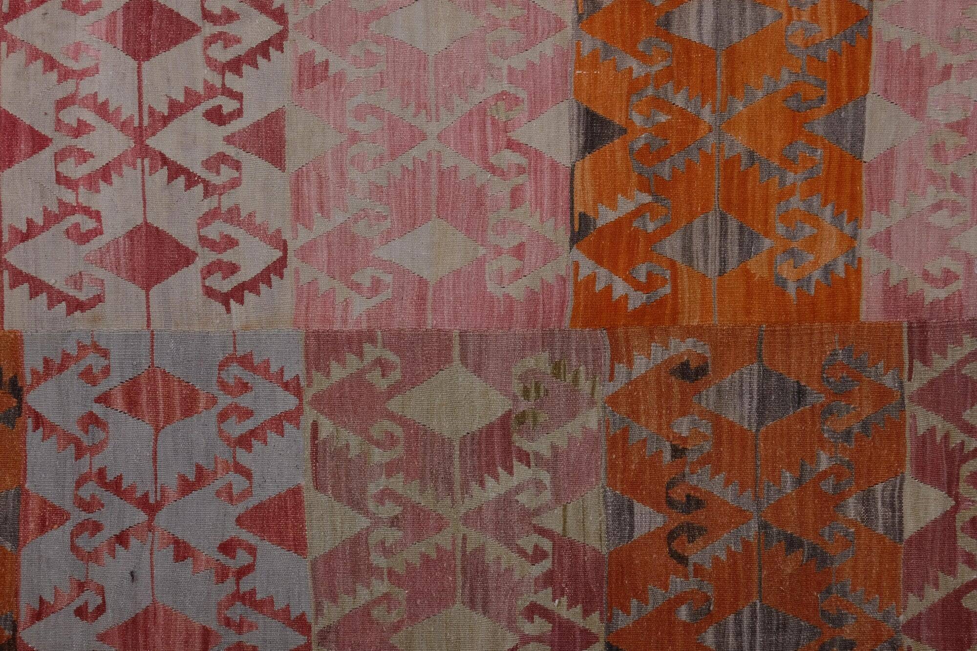 Vintage Turkish kilim, handwoven, 309x371 cm.
