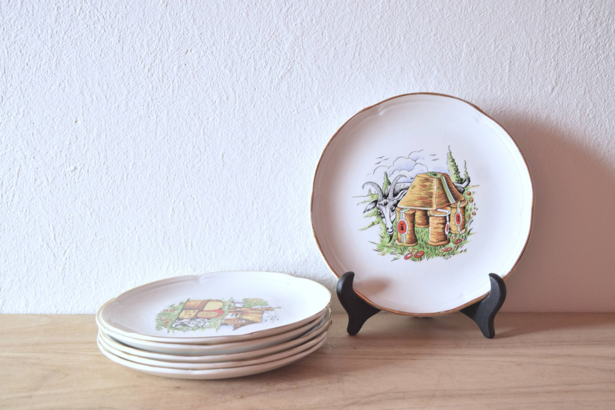 Moulin-des-Loups - Orchies - Set of 6 vintage glazed ceramic cheese plates