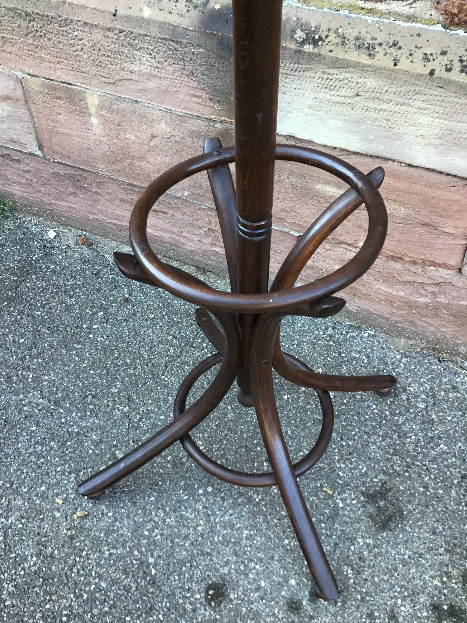 Parrot coat rack