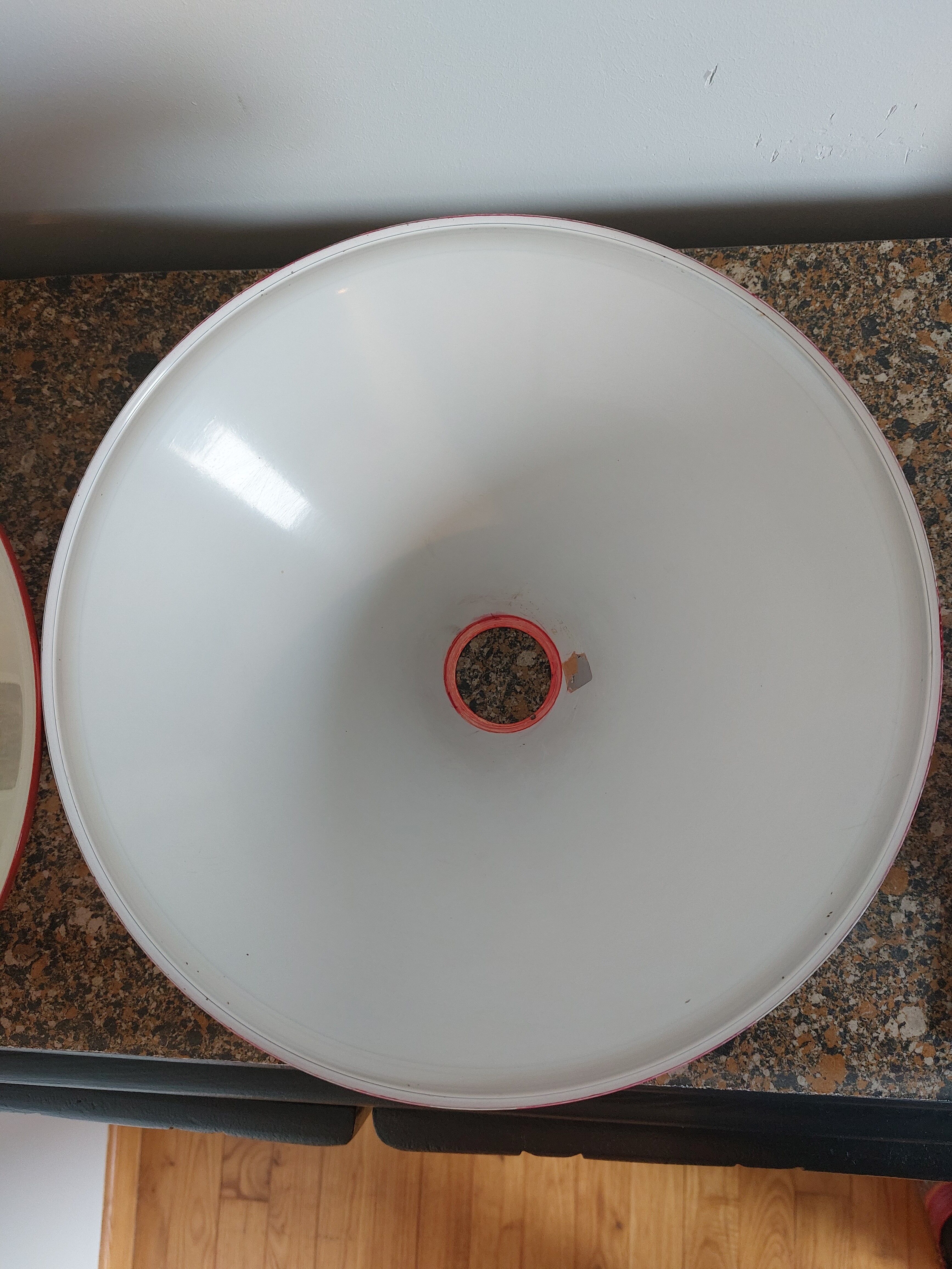 red metal suspensions