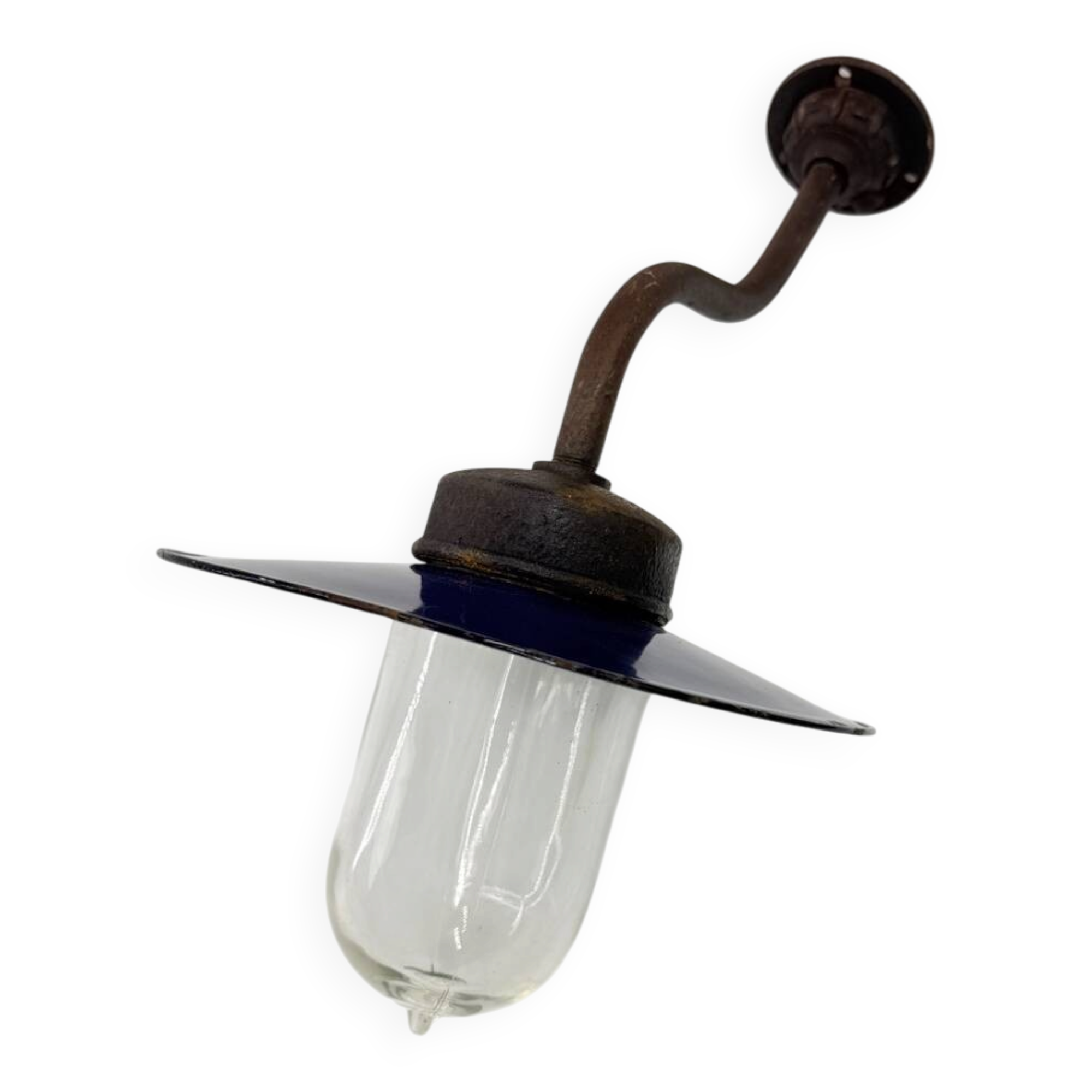 Court lamp