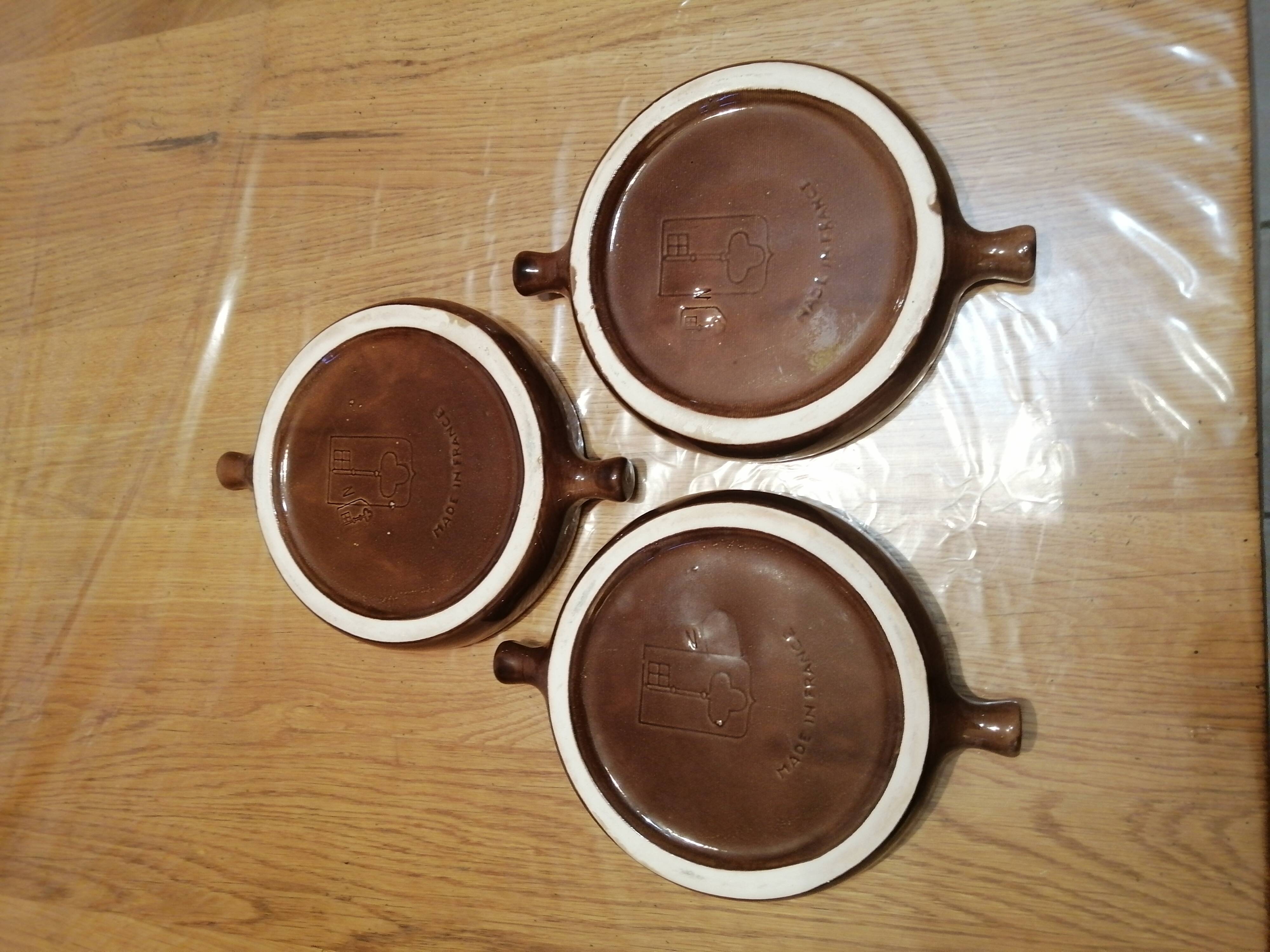 Set of 3 ceramic snail dishes