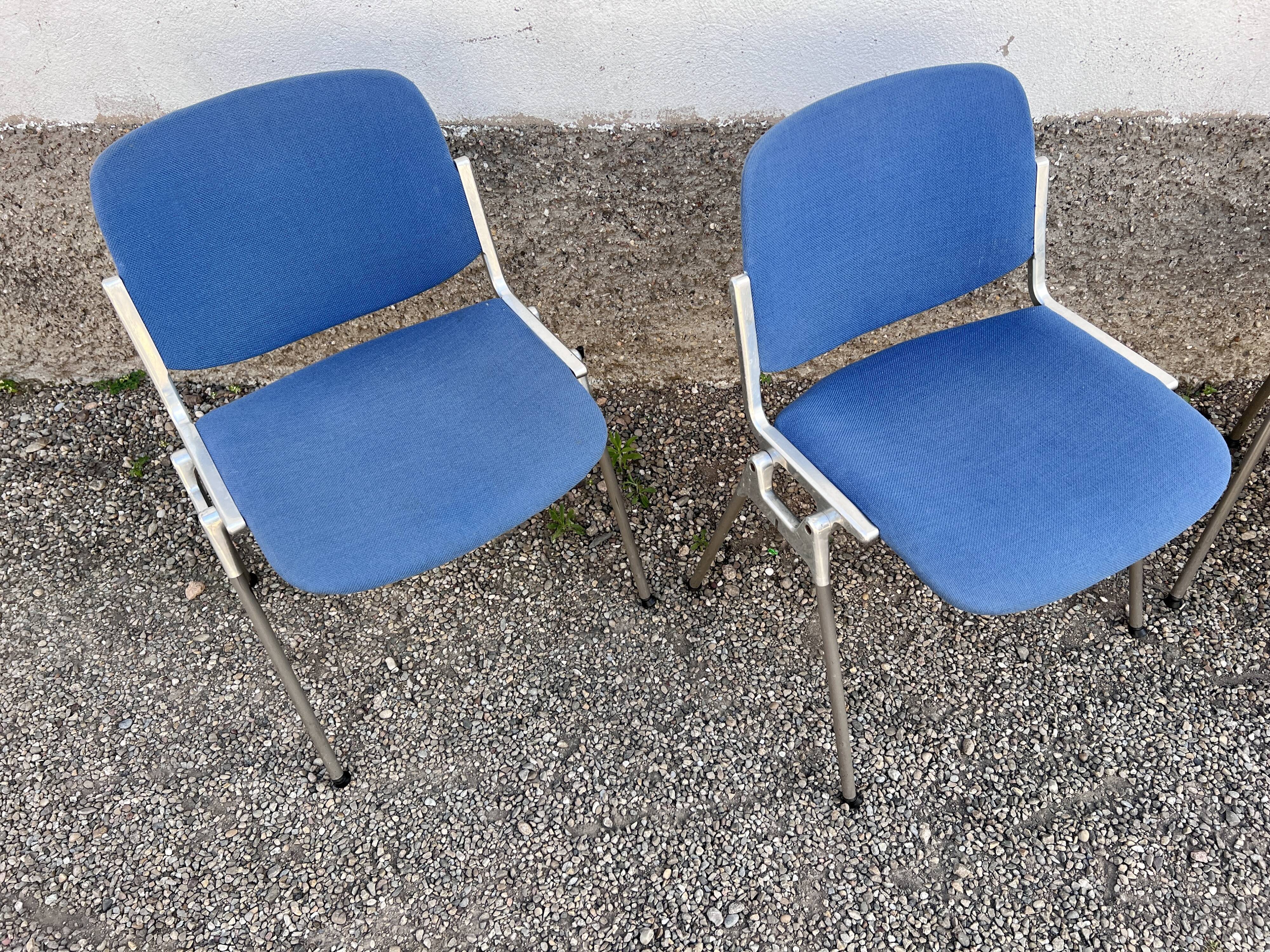 Série de 40 chaises de G. Piretti pour Castelli Anonima Castelli, Italie, années 1970