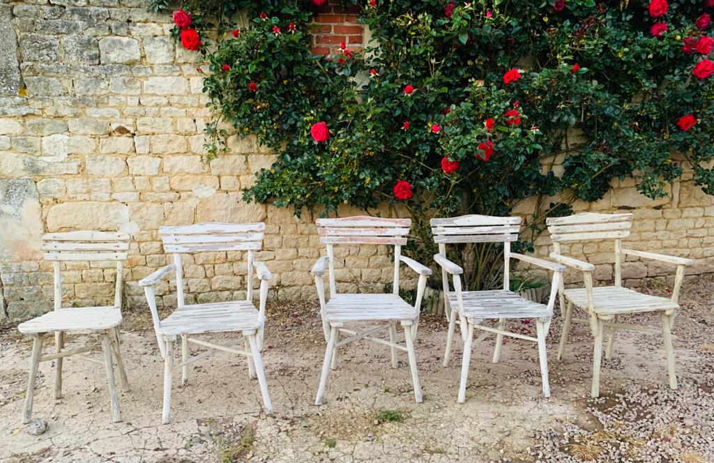 Set of garden seats: 4 armchairs and 1 chair - wooden