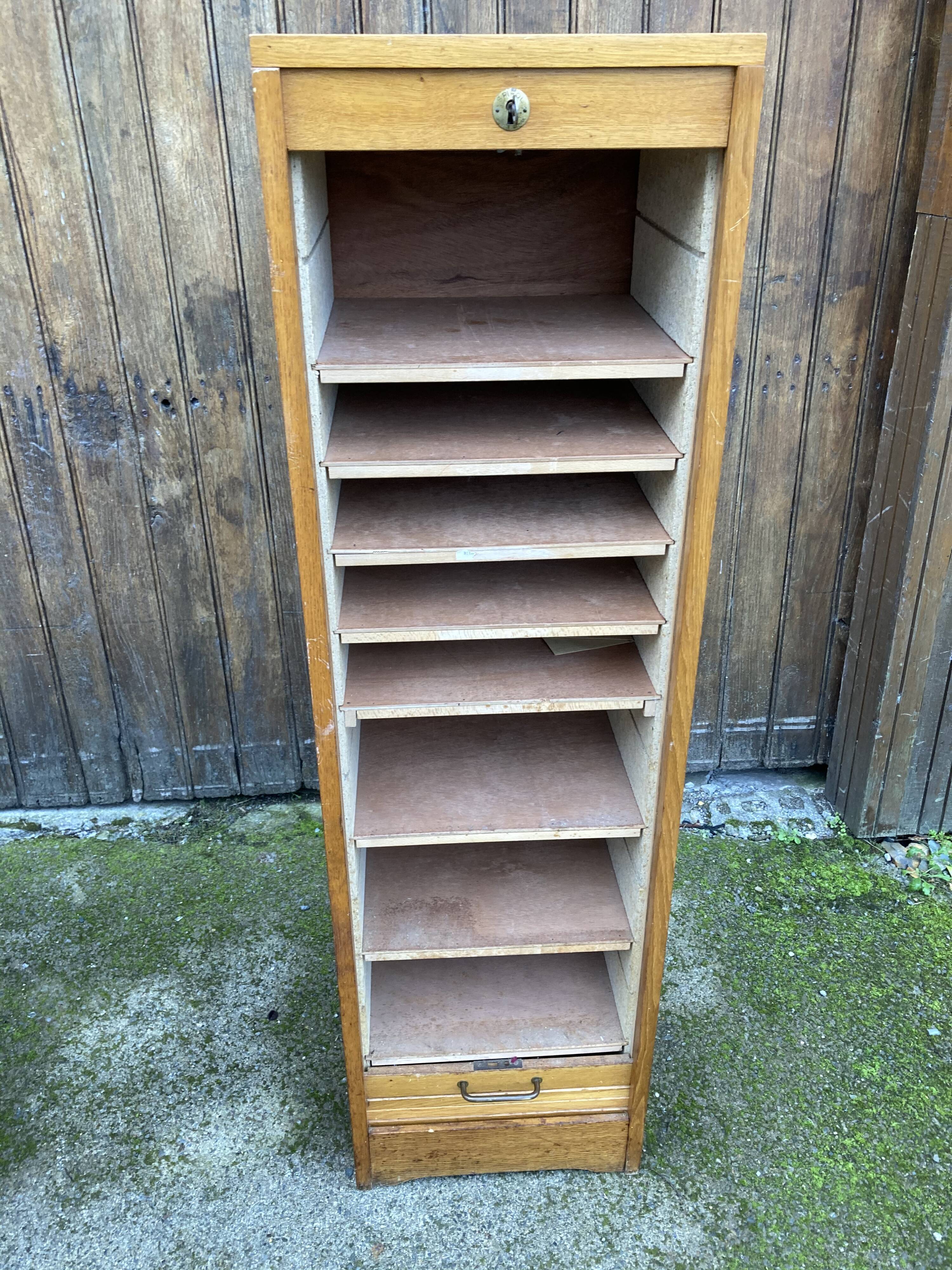 Vintage curtain binder