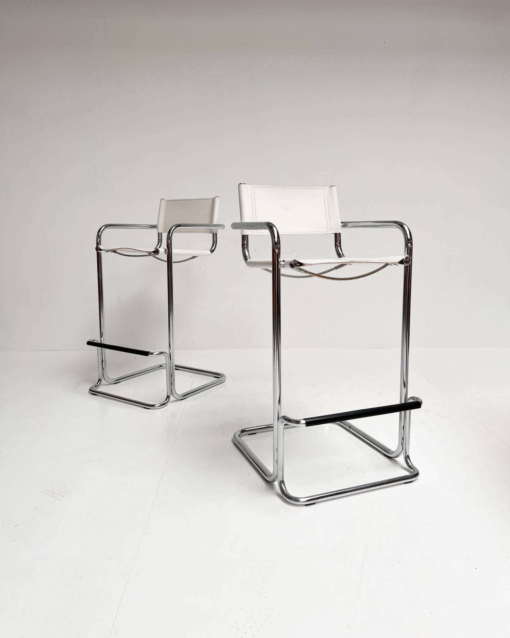Set of 2 leather bar stools attributed to Mart Stam, 1970s