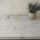 Petite table en sapin