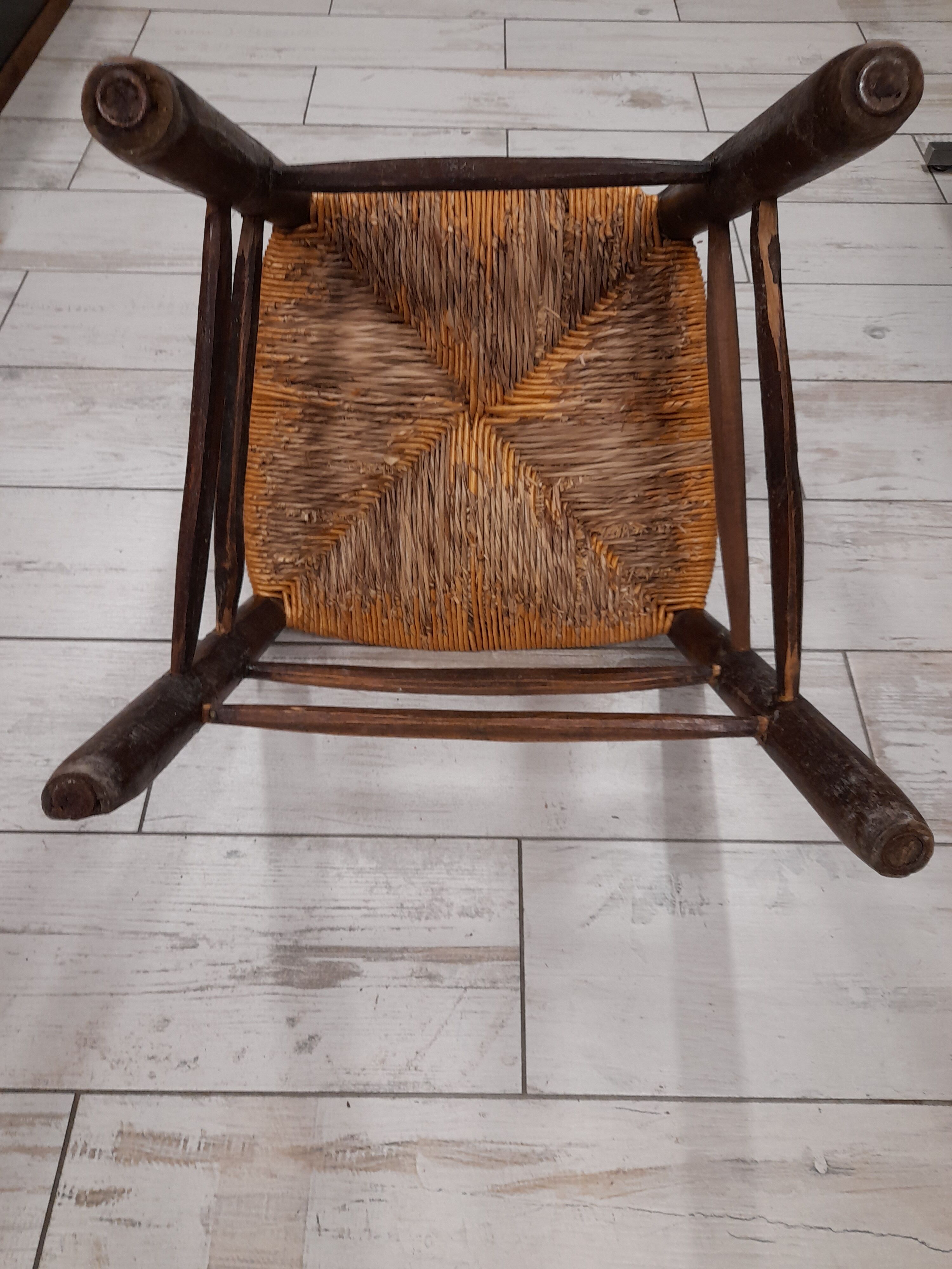 Set de 4 chaises n°19 de Charlotte Perriand