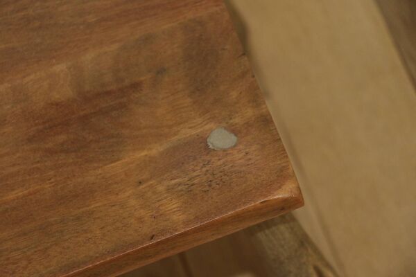2 tables gigognes bois brutalistes