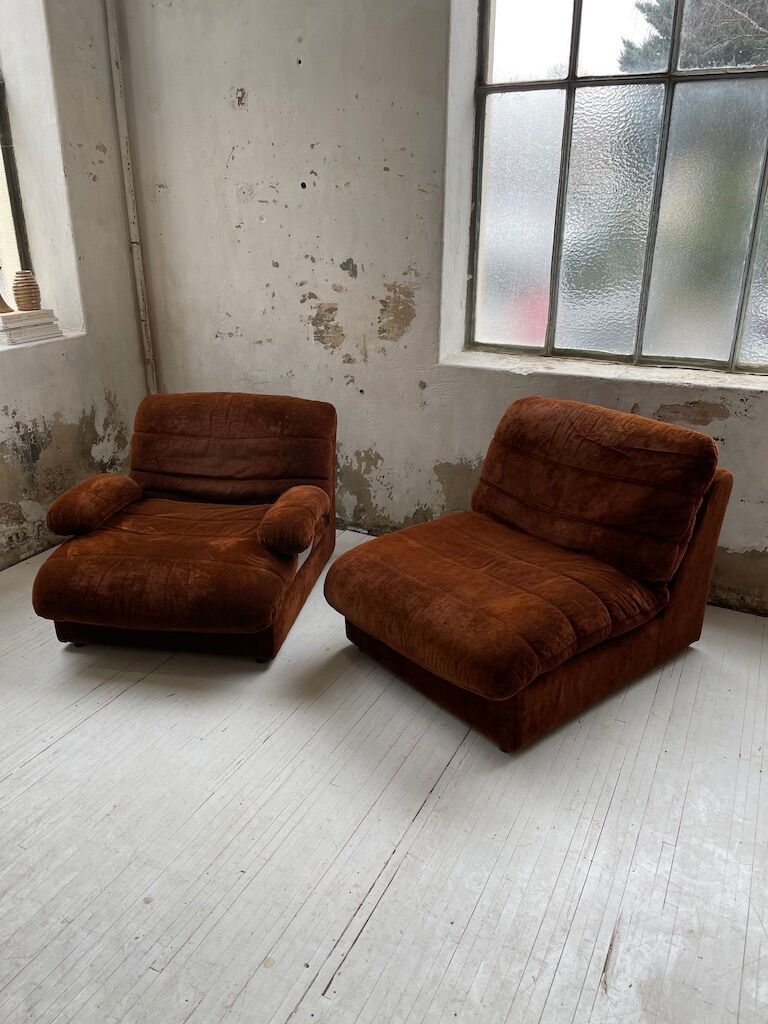 Pair 70s brown velvet armchairs