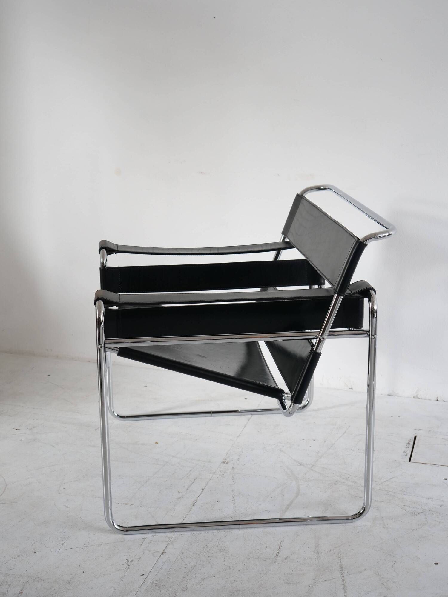 Bauhaus armchair Wassily B3 knoll 1980 by Marcel Breuer