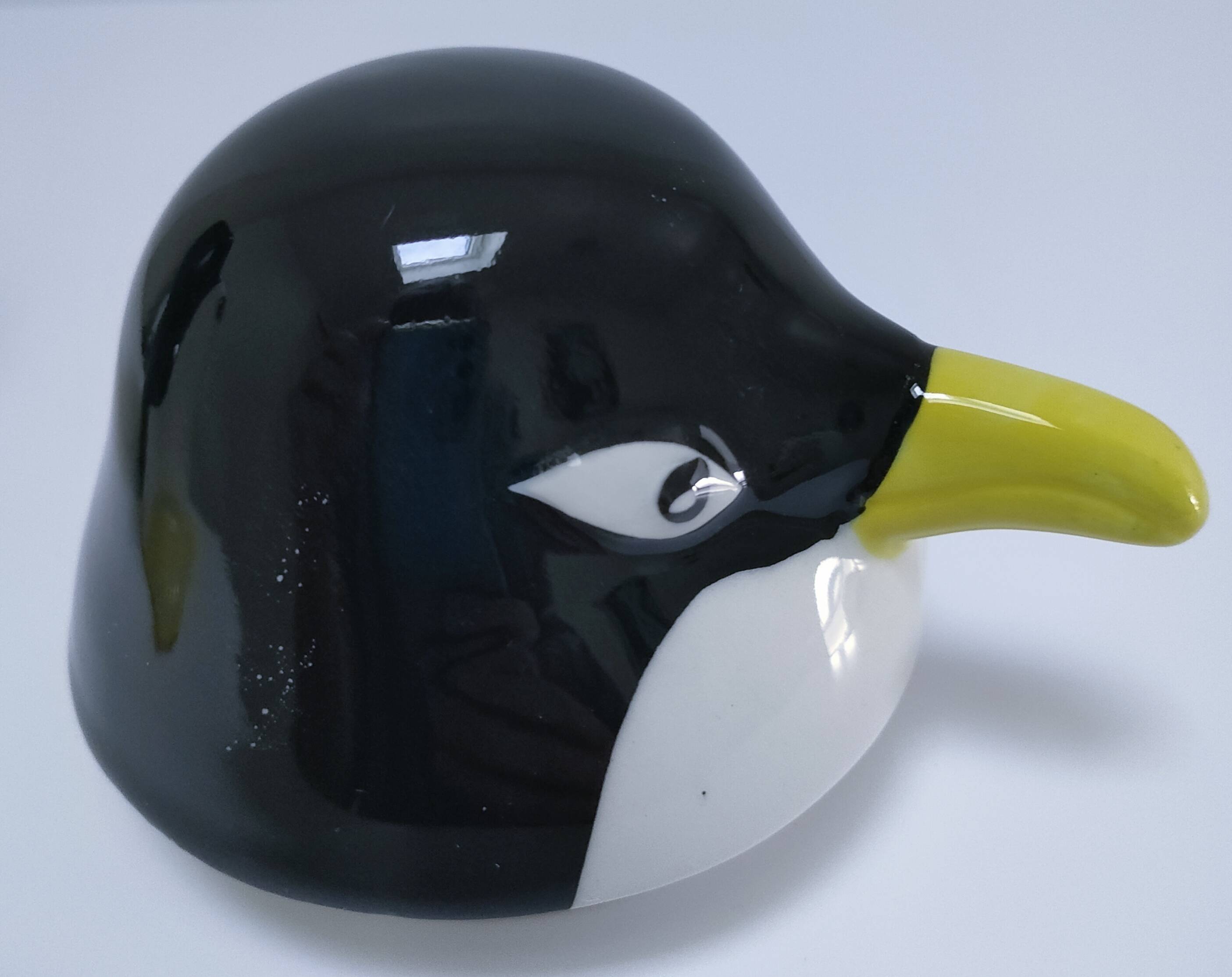 penguin teapot earthenware stamped 70s