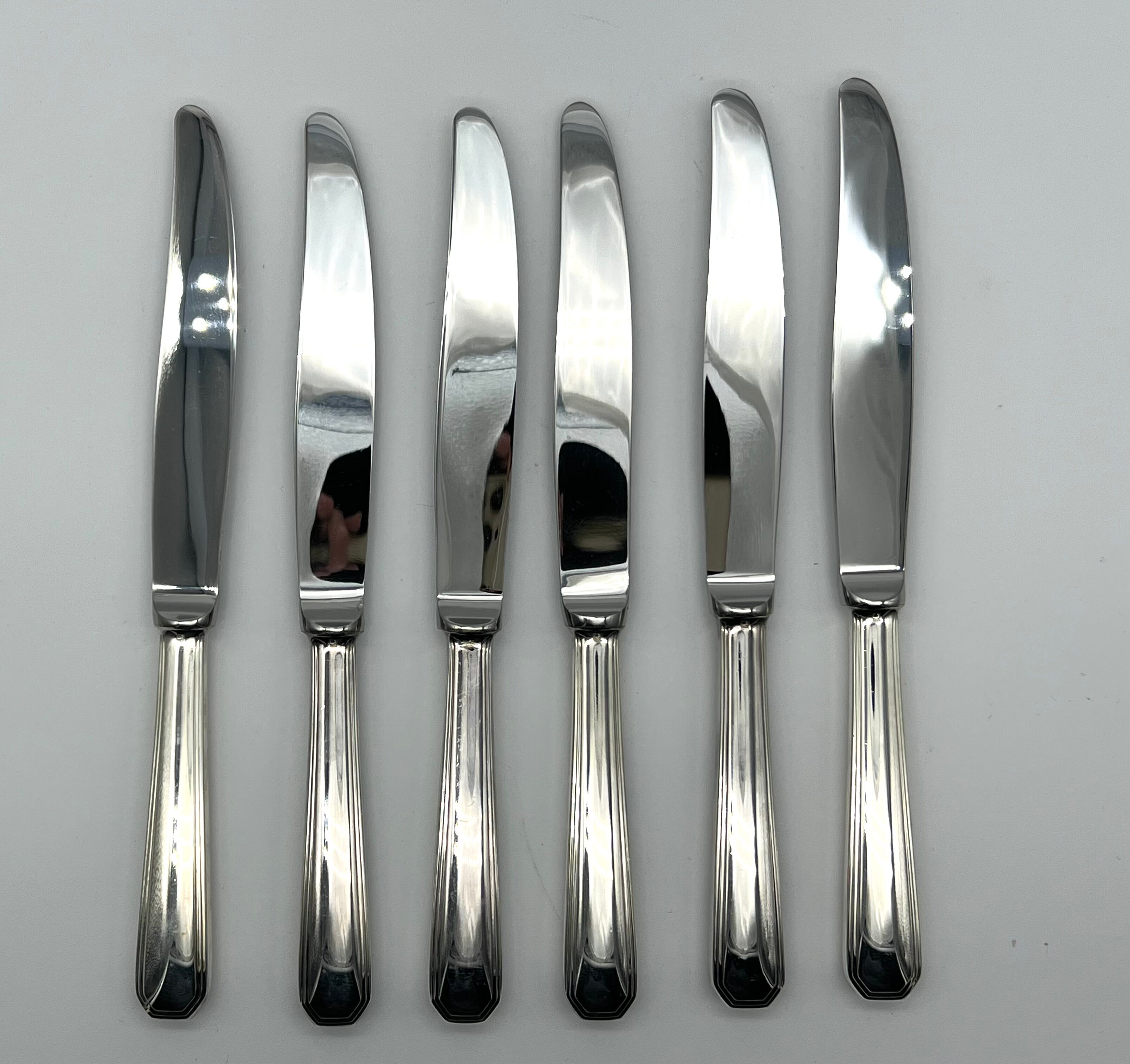 6 Christofle America table knives like new