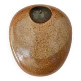 Lens stone wall vase