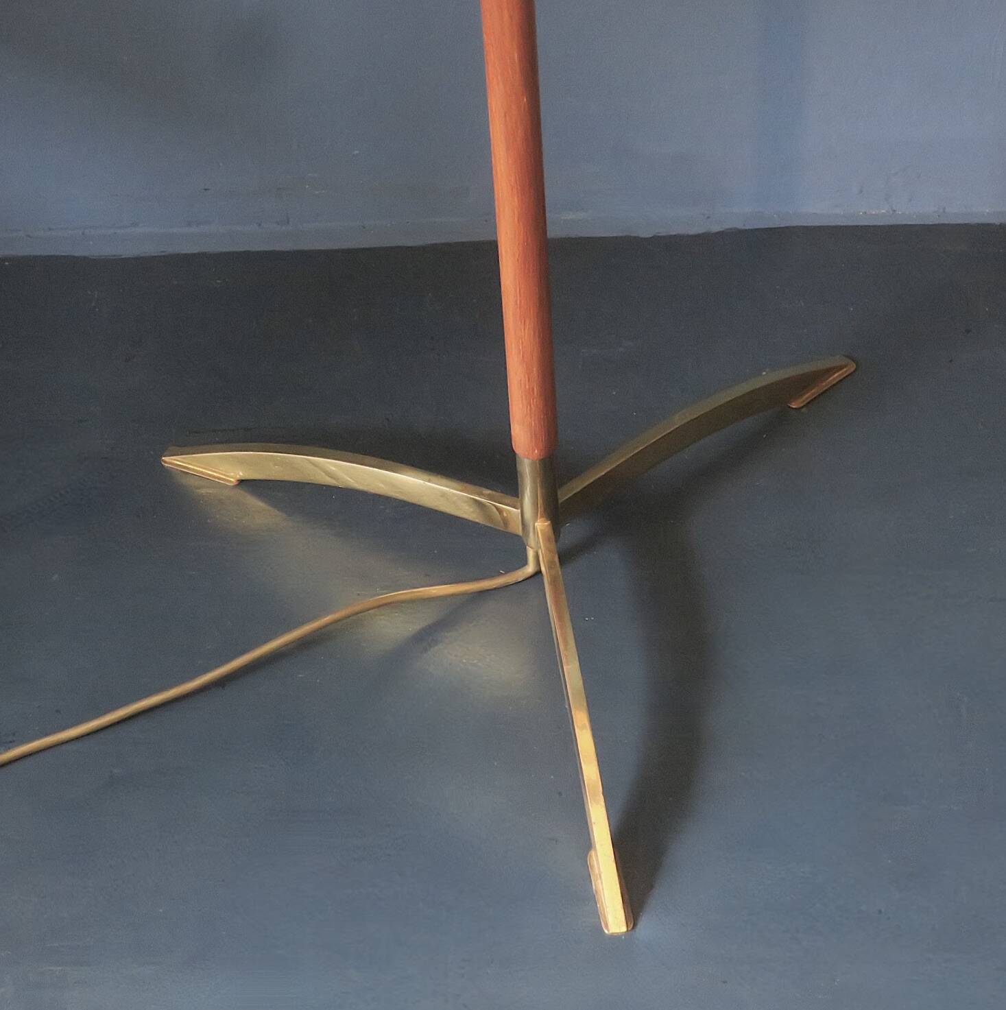 Danish teak floor lamp with brass tripod foot, 1960s