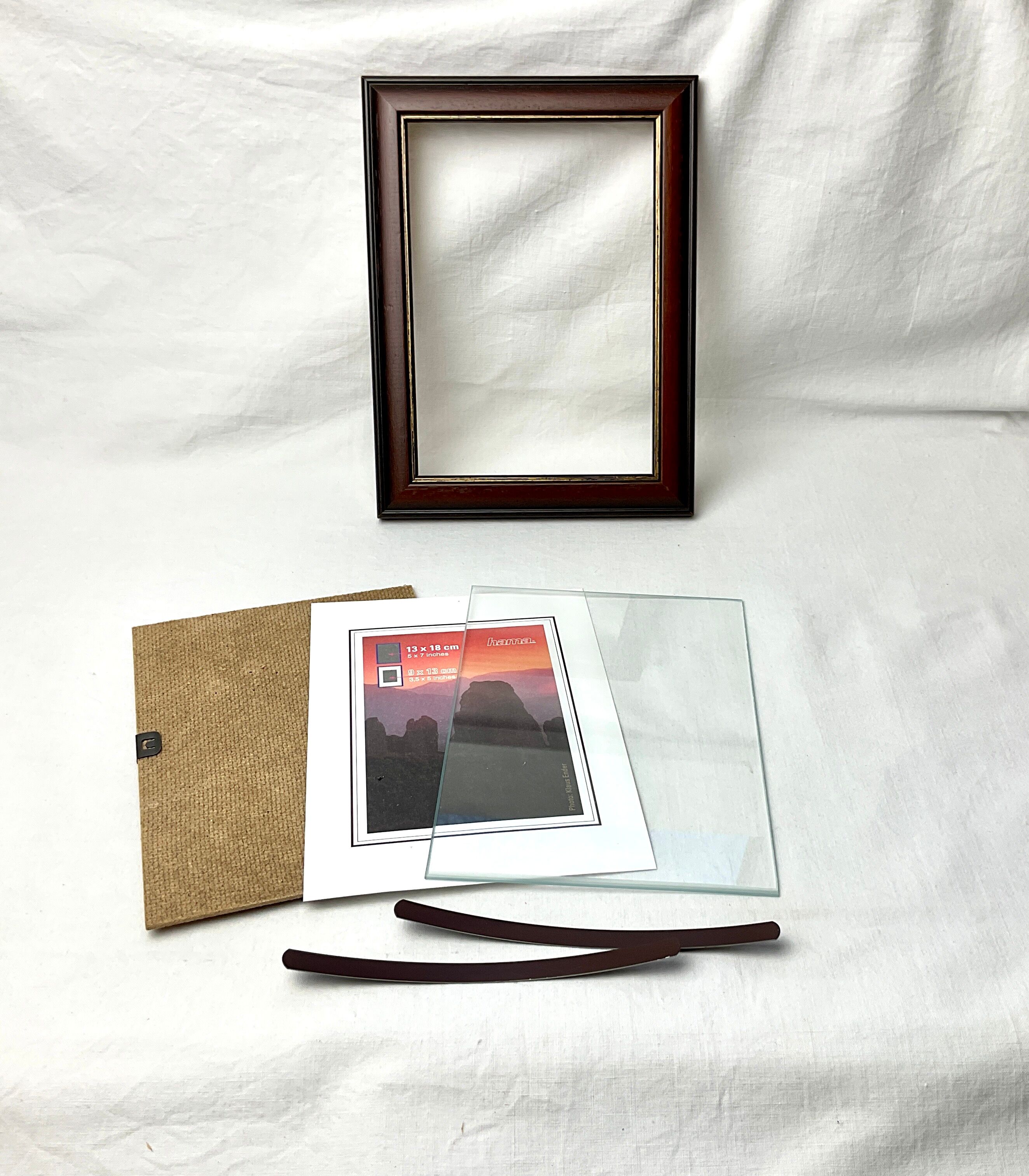 Old wooden frame with fine hama gilding