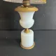 Lampe XIXe en opaline blanche et métal doré