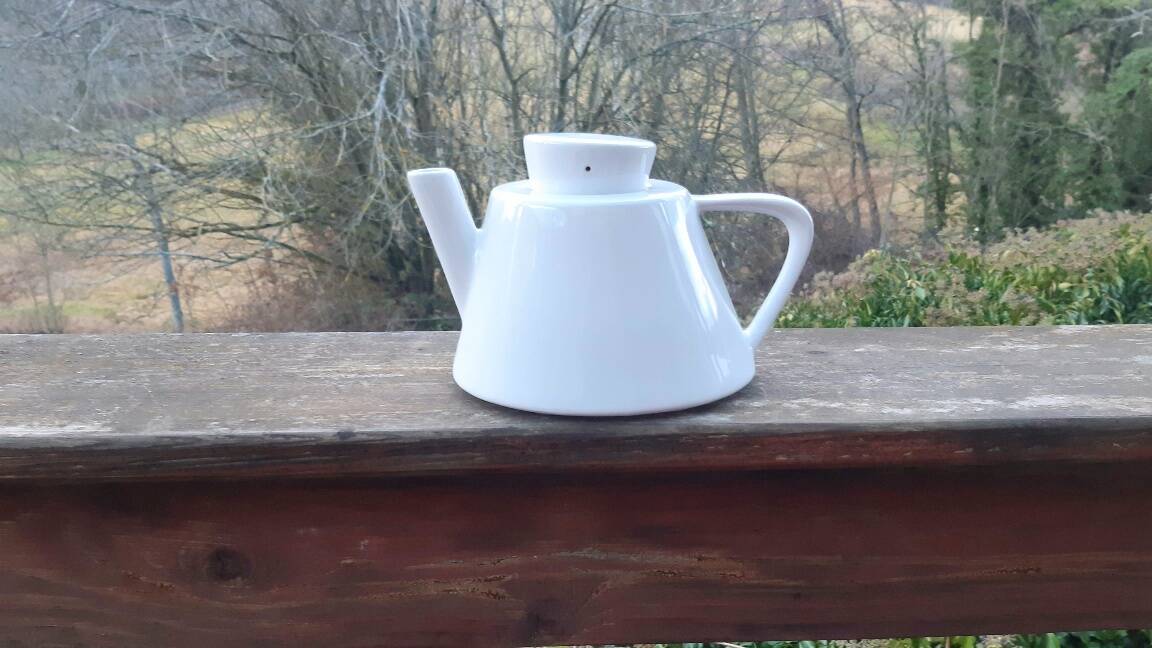 Vintage Ikea Varme teapot