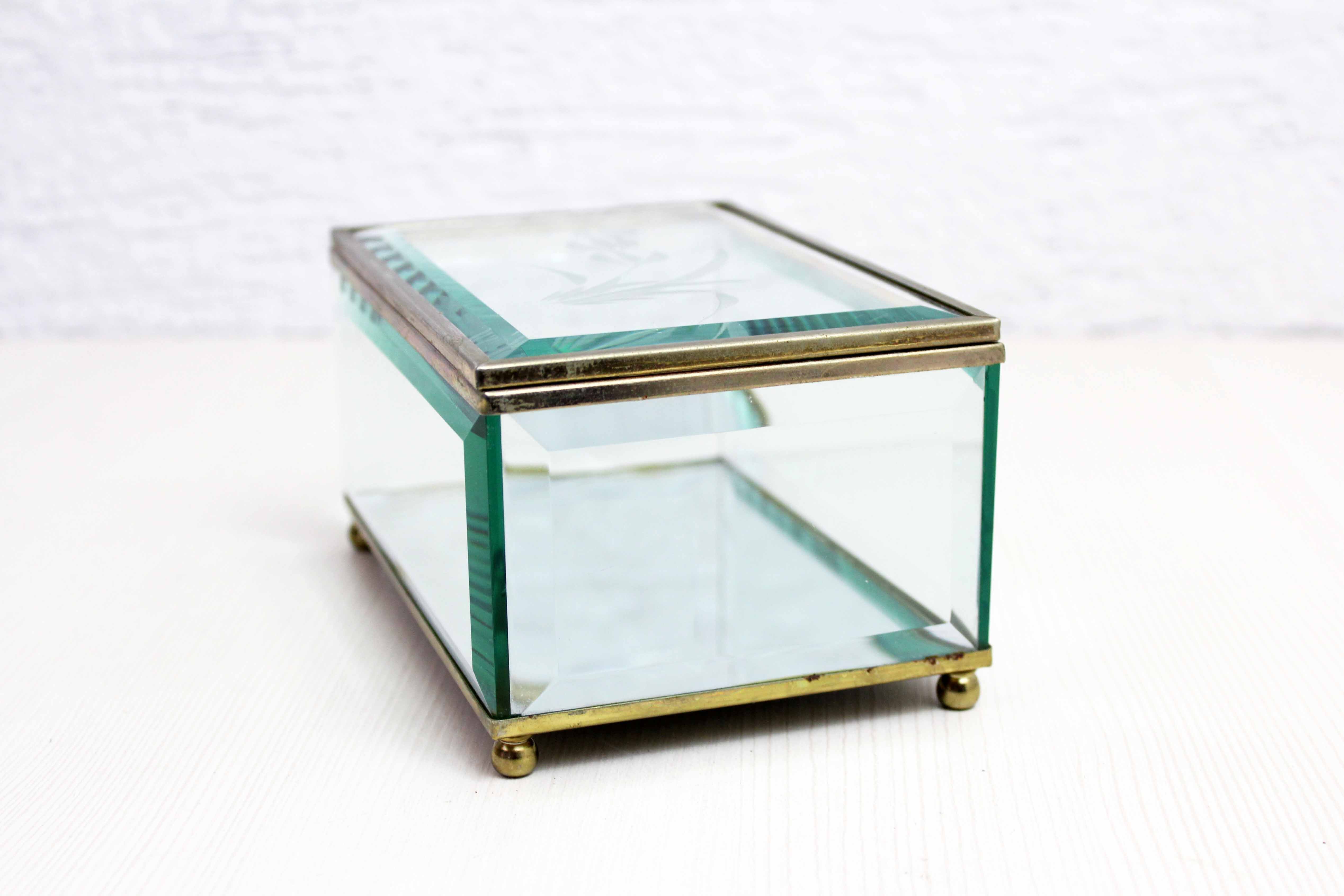 Beveled glass jewelry box
