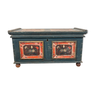Swedish antique hand painted chest