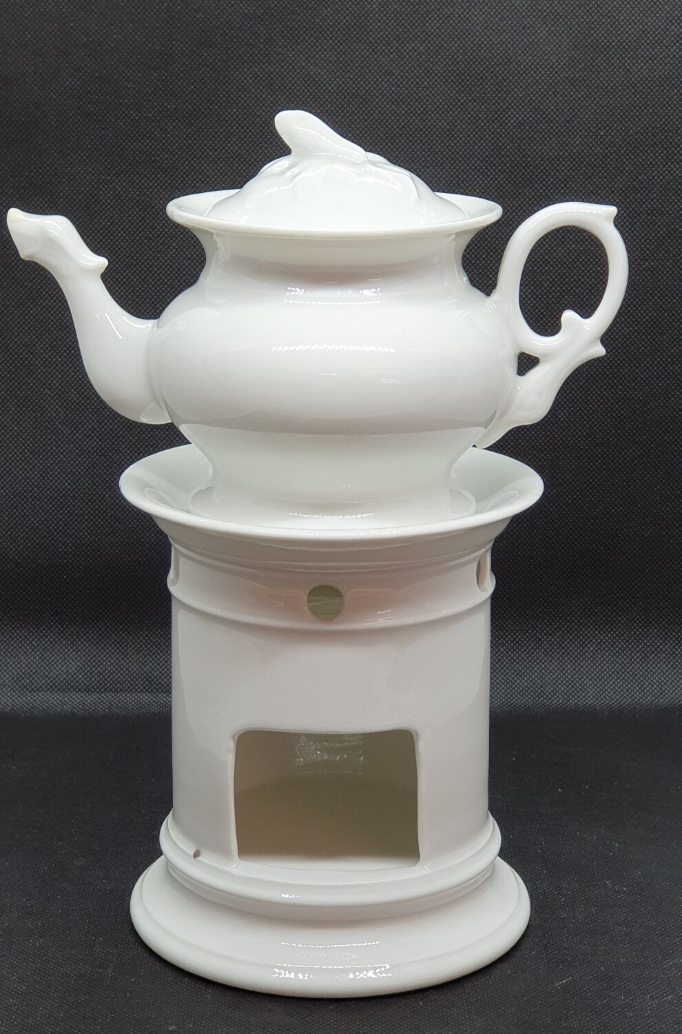 Porcelain herbal tea pot