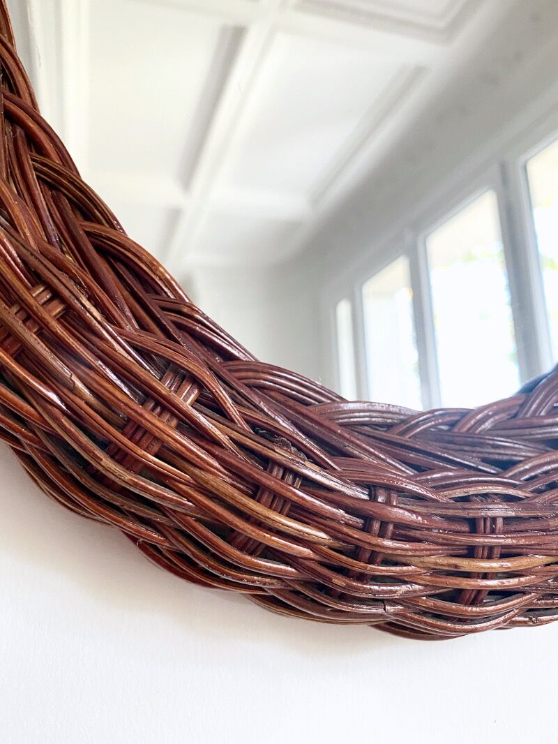 Oval mirror in braided wicker