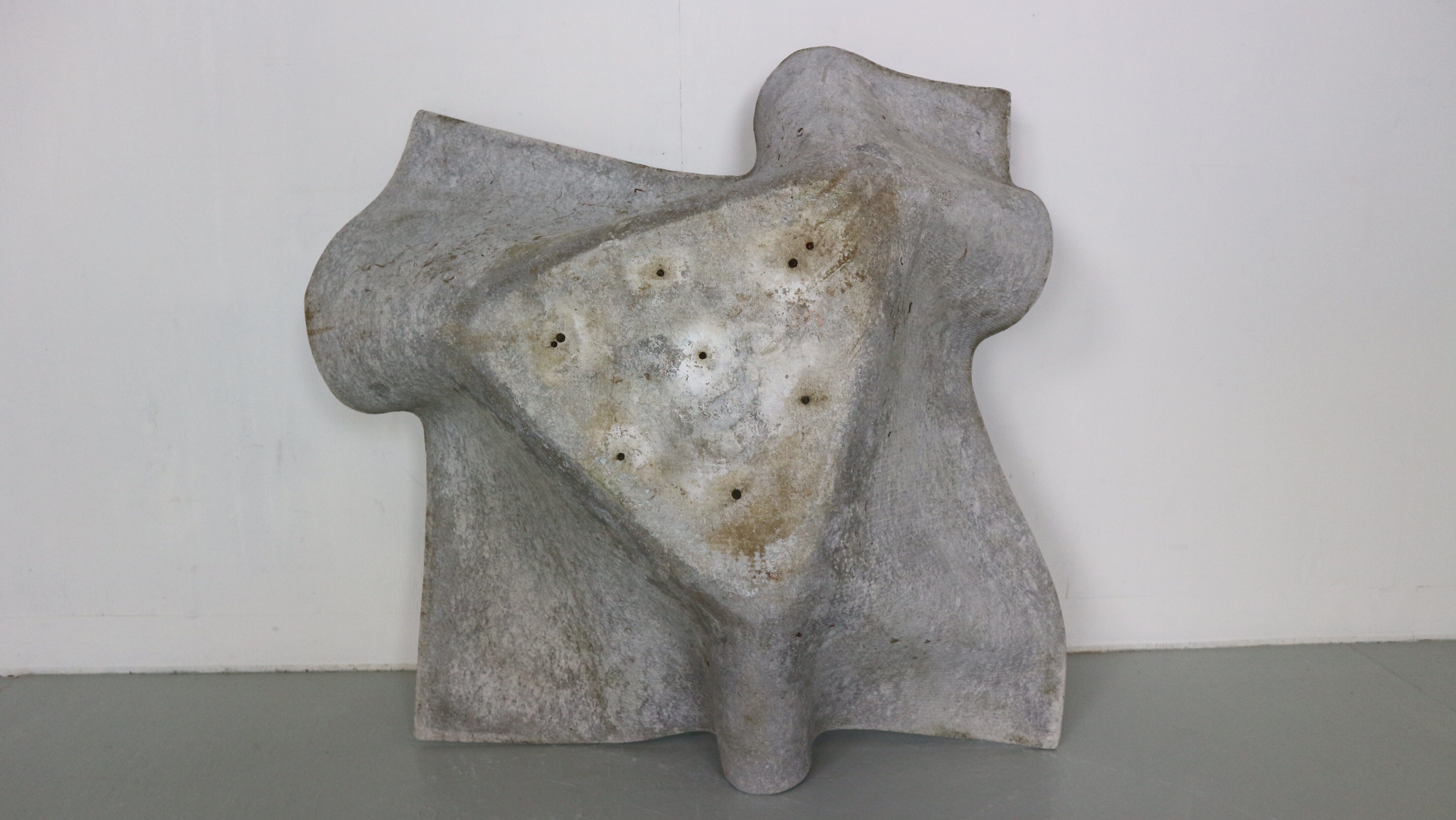 Jardinière en béton « Biasca » Elephant Ear par Willy Guhl, Suisse 1954
