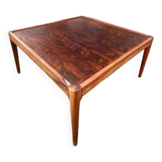 Coffee table with its double-sided top, Denmark circa 1960