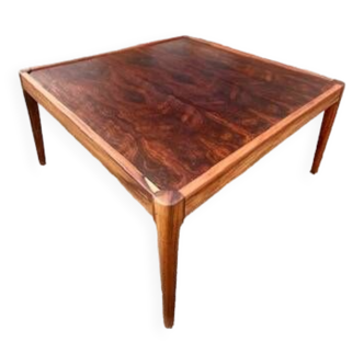 Table basse avec son plateau double face, Danemark vers 1960