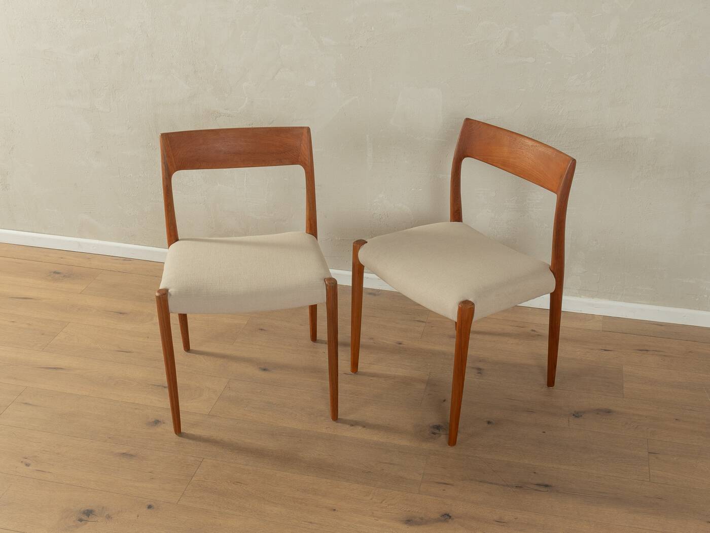 Model 77 dining chairs, Niels O. Møller