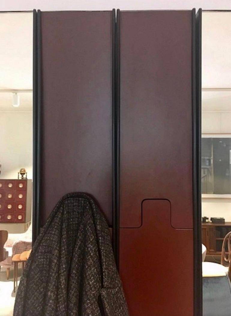 Modular coat racks Gronda by Luciano Bertoncini for Elco in Formica.