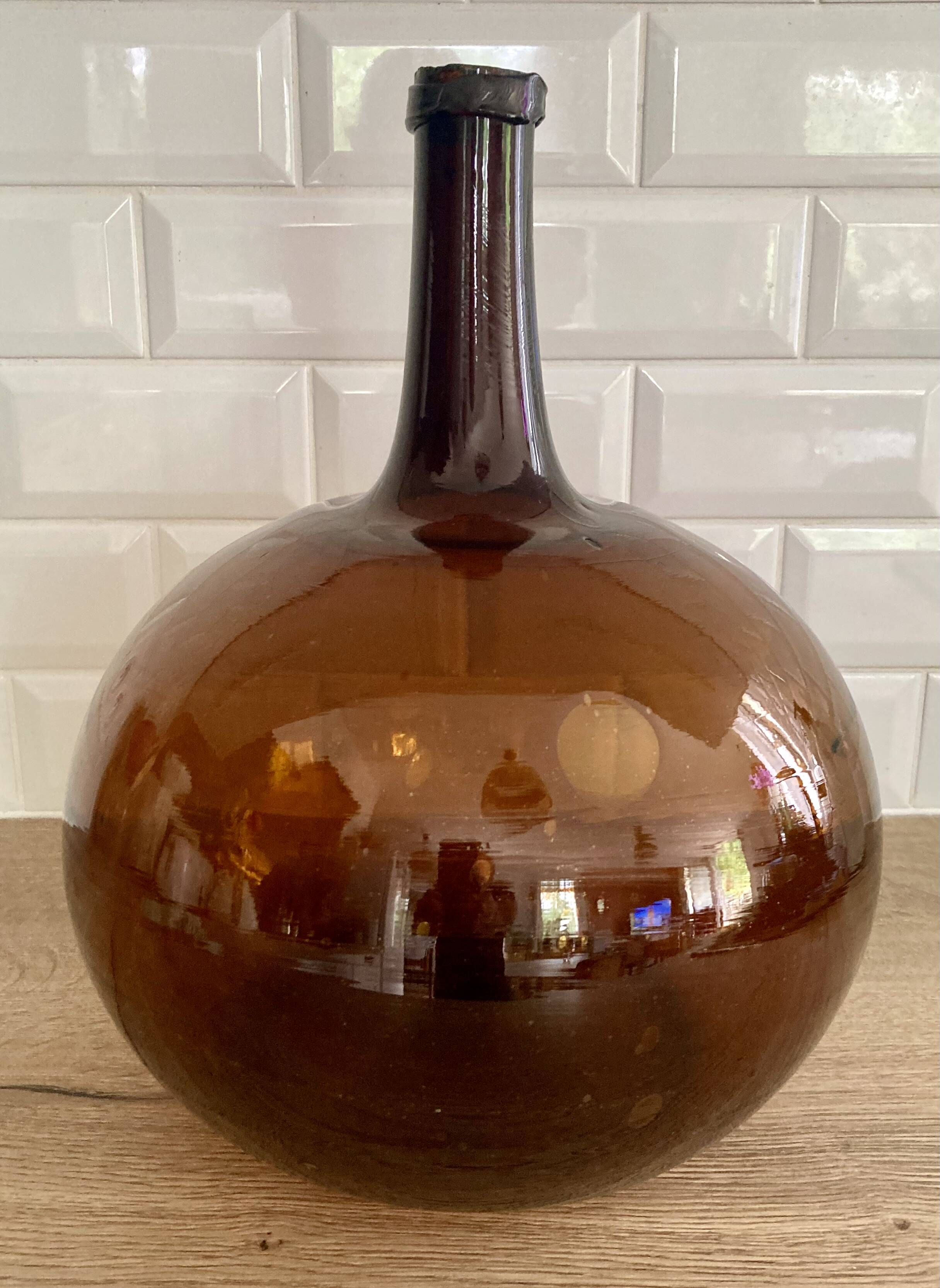 Amber demijohn from the end of 1800