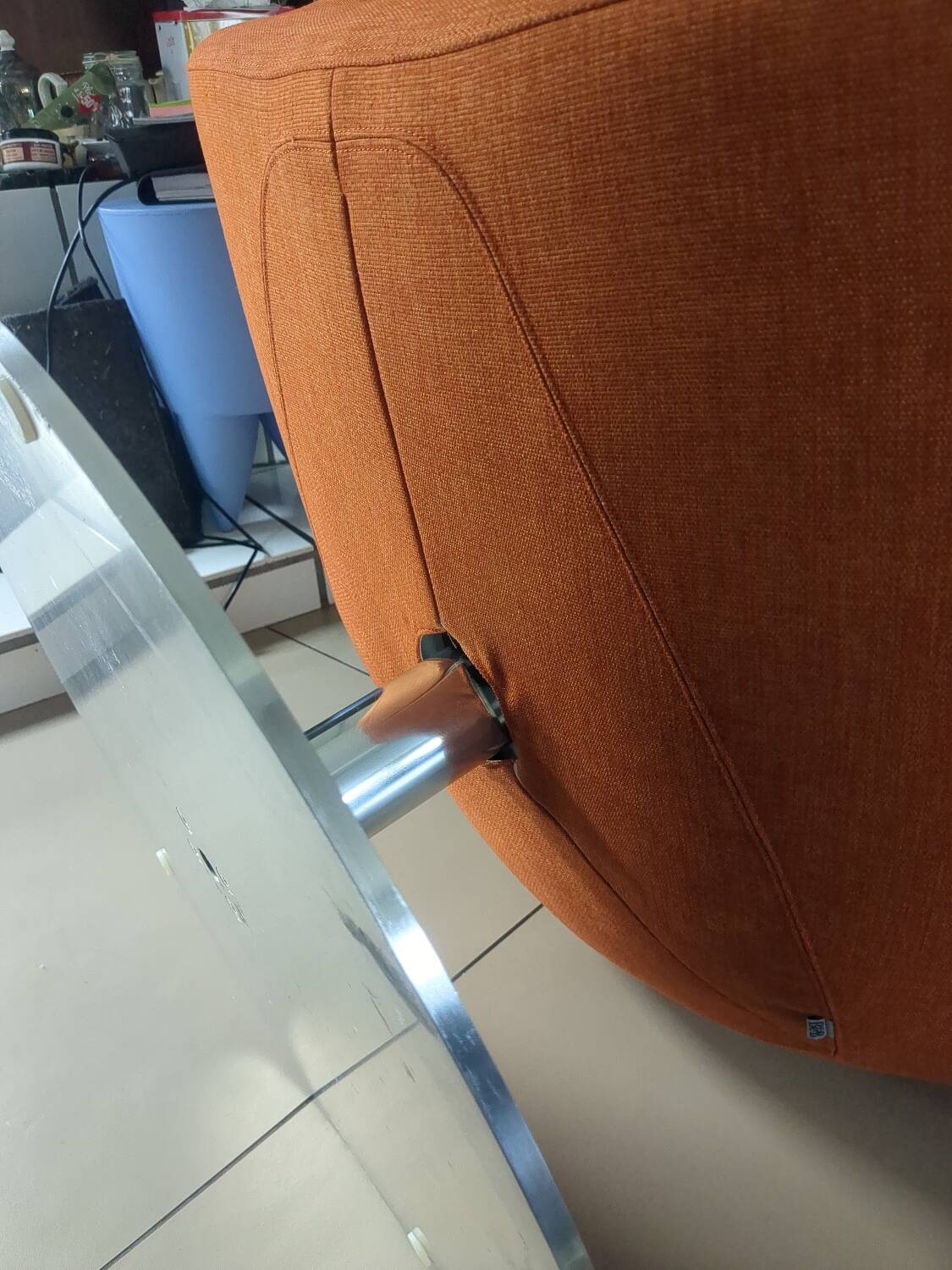 Tulip swivel armchair by B&B Italia