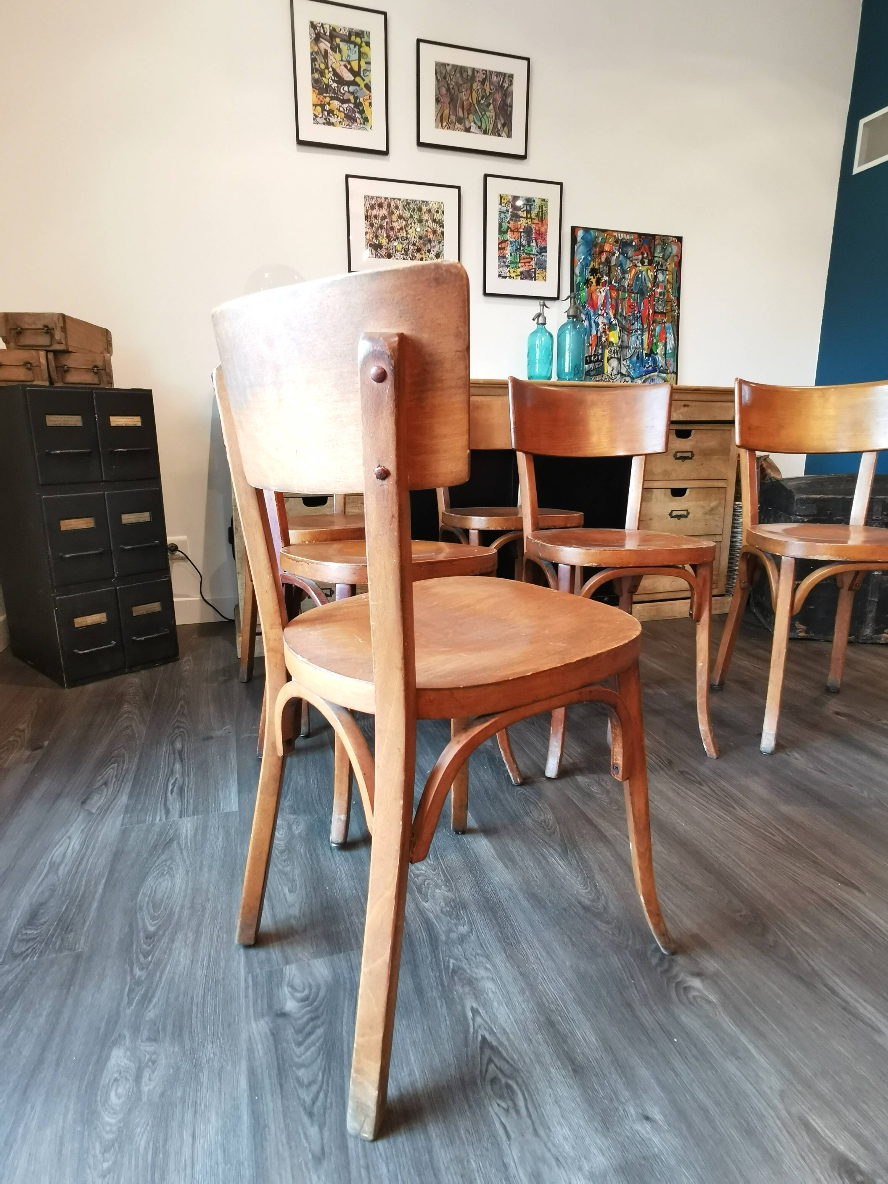 Série de 6 chaises bistrot Baumann