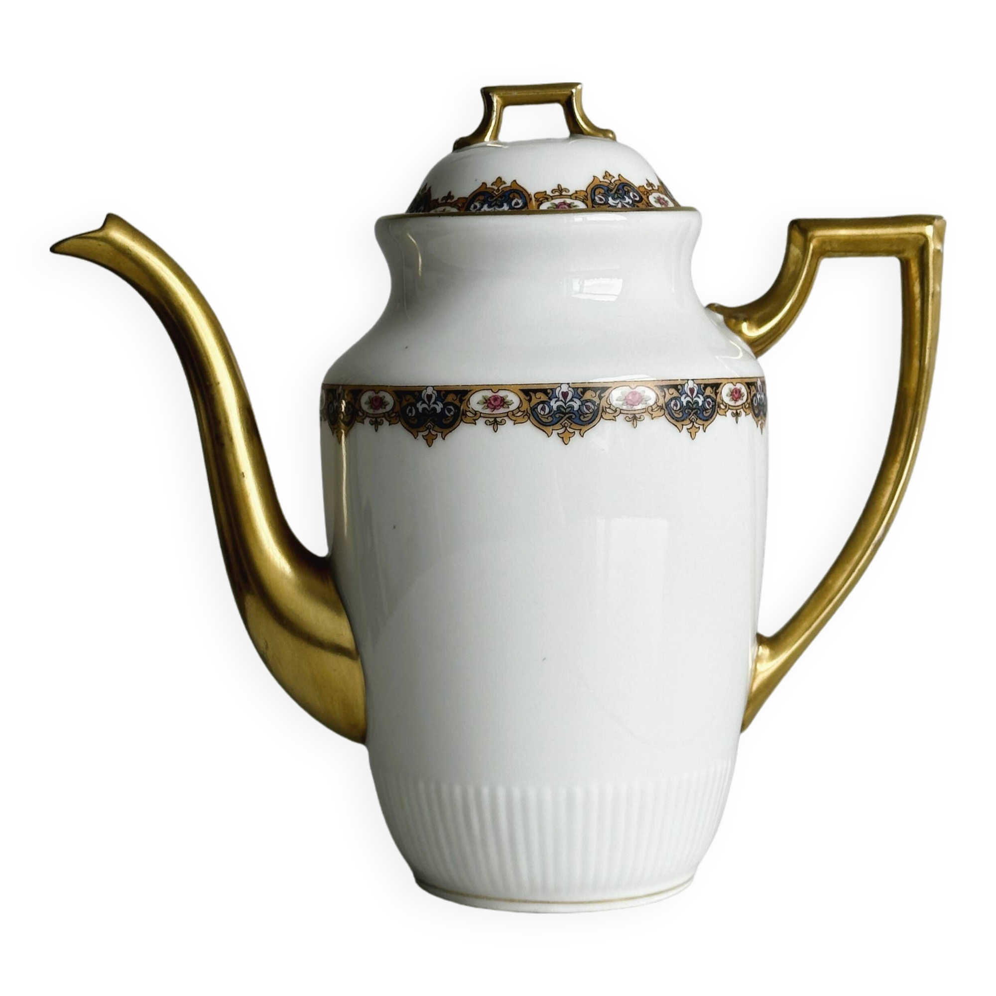 Limoges Vignaud porcelain teapot.