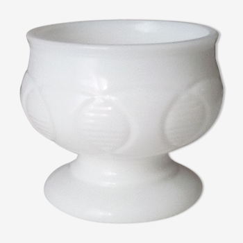 Old-footed cup in white opaline