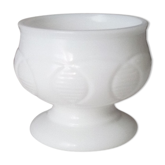 Old-footed cup in white opaline