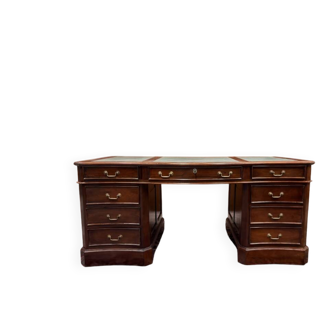 Classic English Chesterfield Partnerdesk Desk